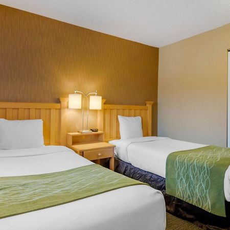 Econo Lodge Inn & Suites North Vancouver Exterior foto