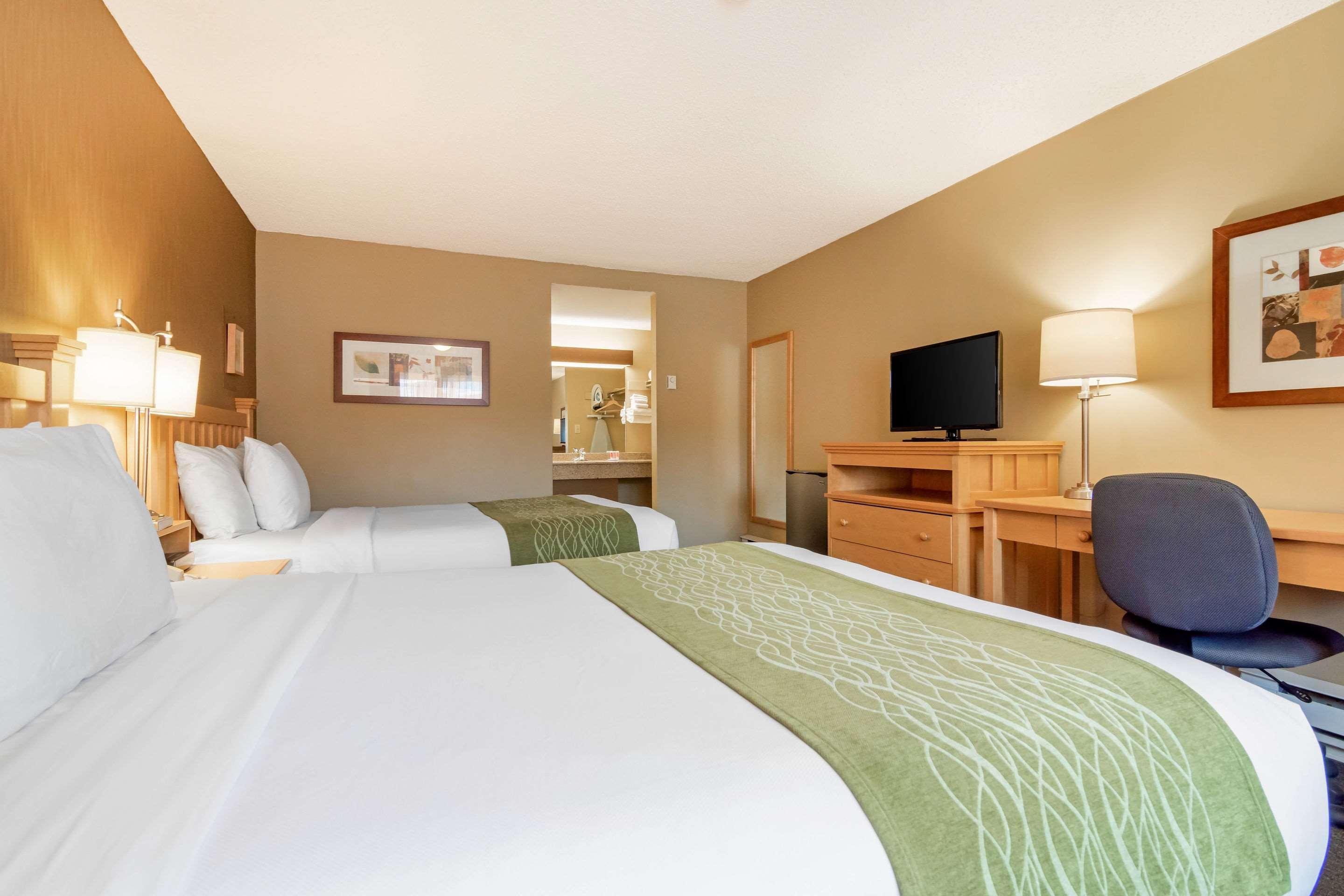Econo Lodge Inn & Suites North Vancouver Exterior foto