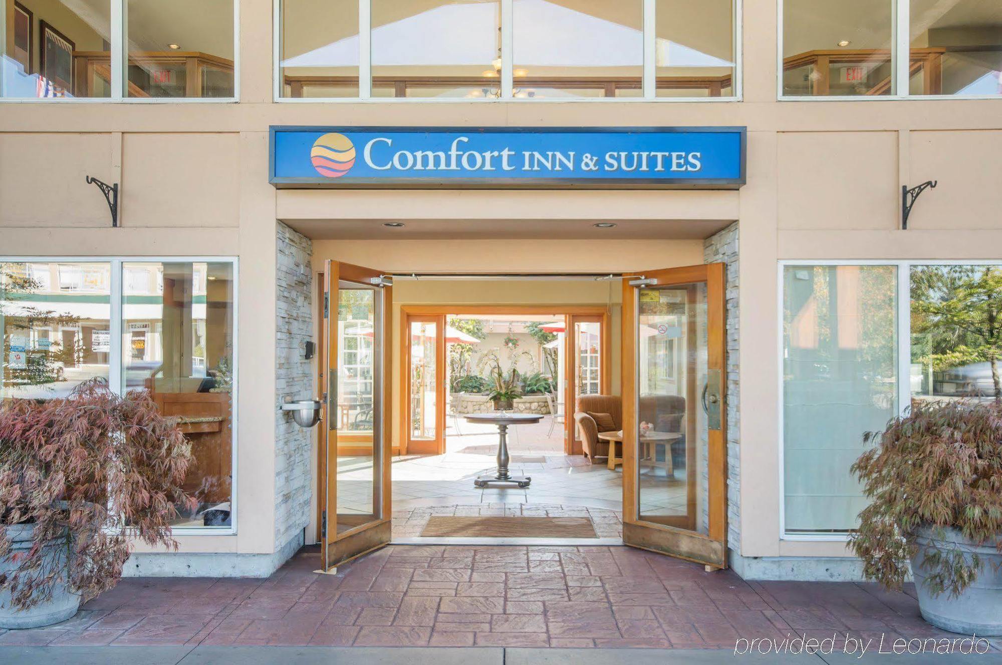 Econo Lodge Inn & Suites North Vancouver Exterior foto