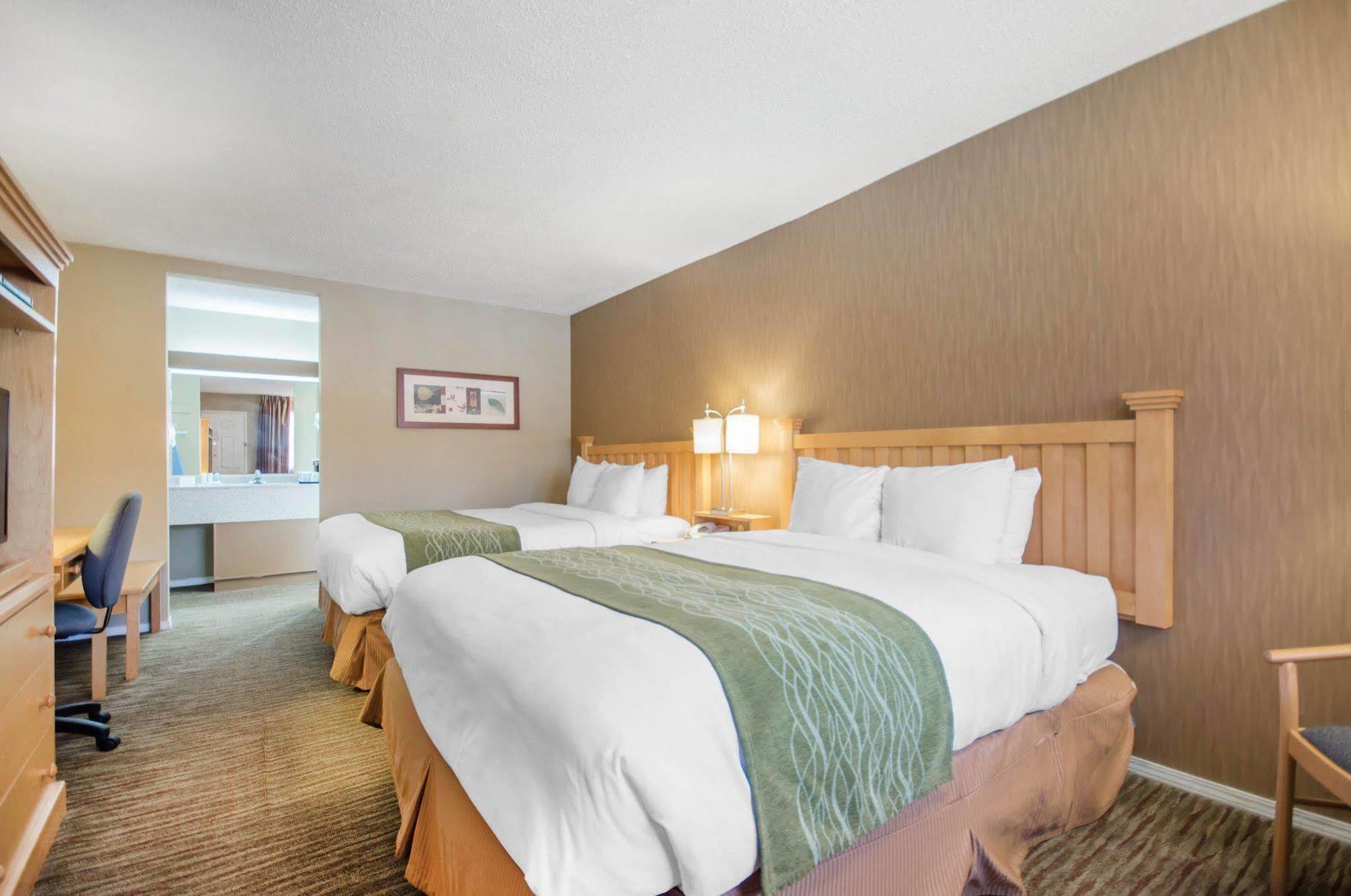 Econo Lodge Inn & Suites North Vancouver Exterior foto